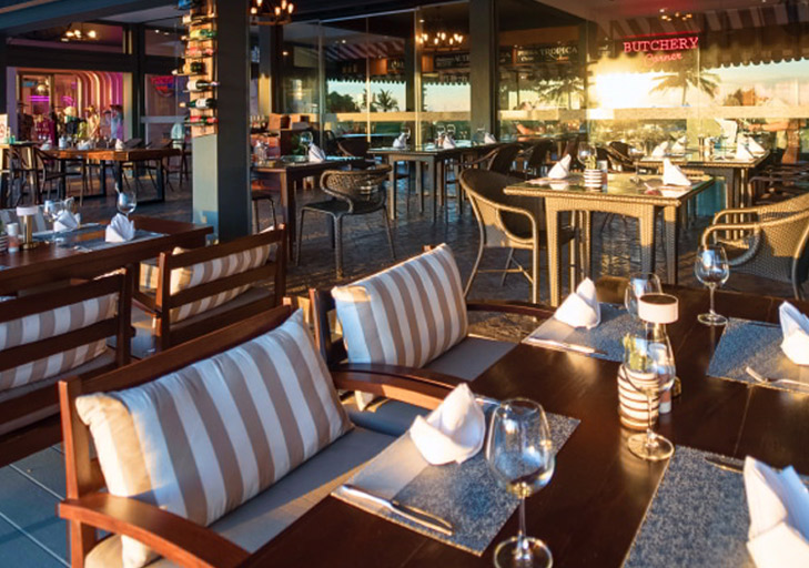 Beachfront Dining Experience