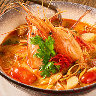 Tom Yam River Prawns