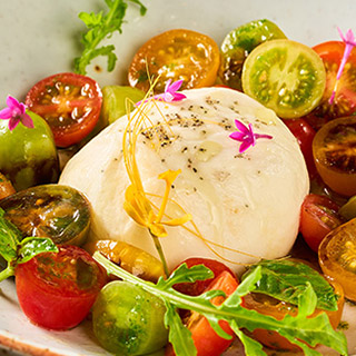 Heirloom Burrata Caprese Salad