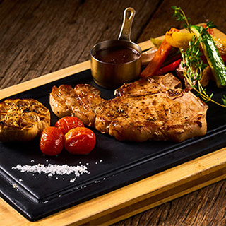 Grilled Kurobuta Pork Chop 250 Gr.